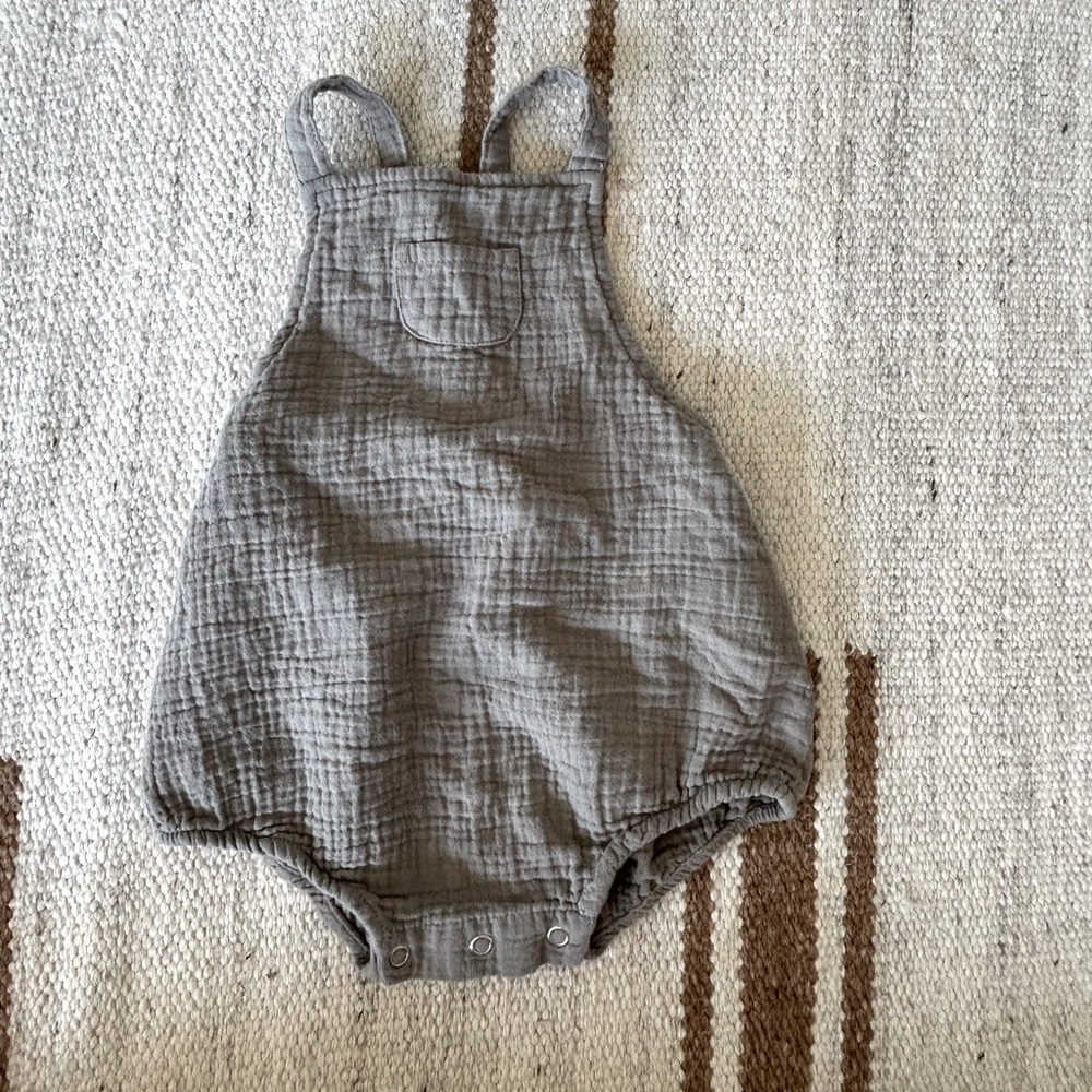 Rylee + Cru Romper - 12-18M